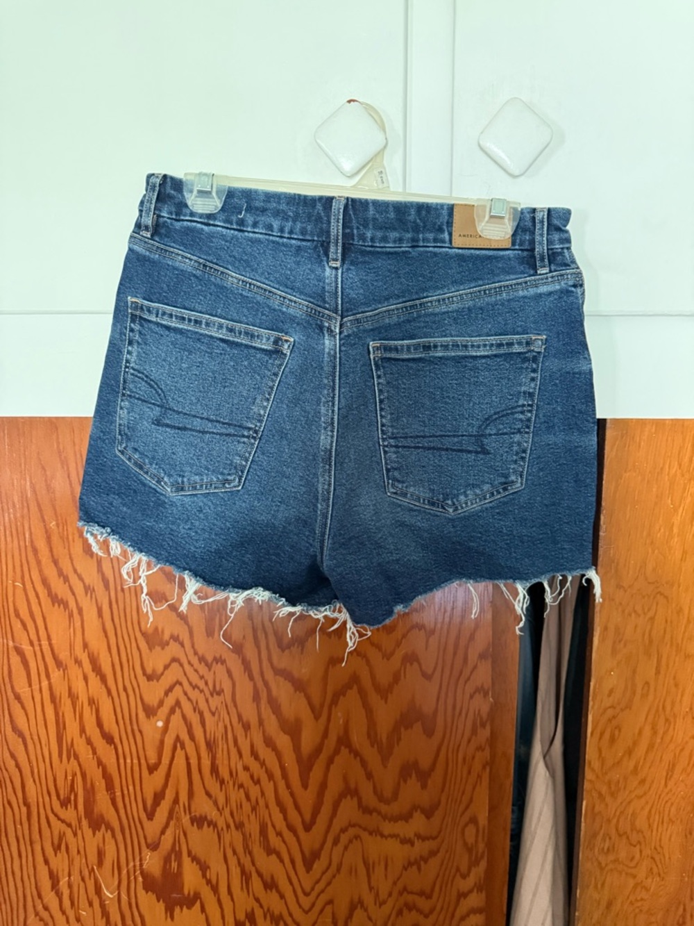 American Eagle Outfitters curvy relaxed  Denim Shorts - Picture 4 of 13